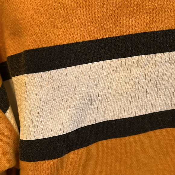 Garage crop sweater - Picture 3 of 3